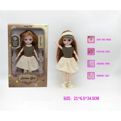 Păpușă de 30 cm cu actorie vocală rusească și pălărie E09-156
