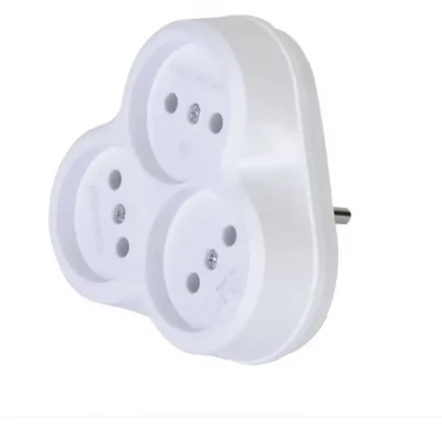 Adaptor 3 prize 2P 10A 230V stea alb 1000kW