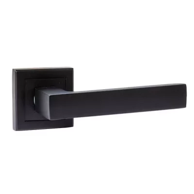 Maner pentru usa P05, p/u usi interne, aluminiu, baza patrata, culoarea neagra
